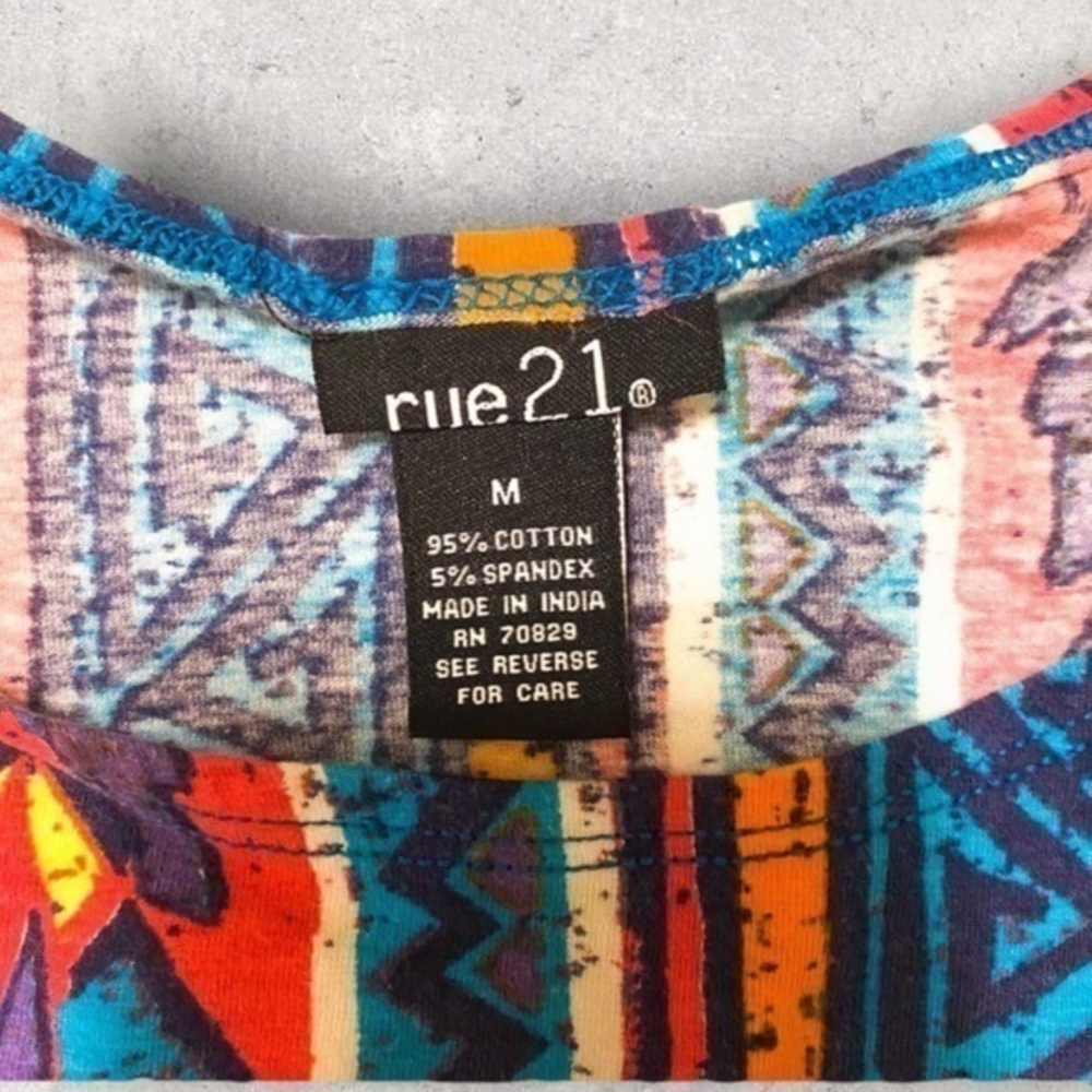 Rue21 crop top - Picture 4 of 4